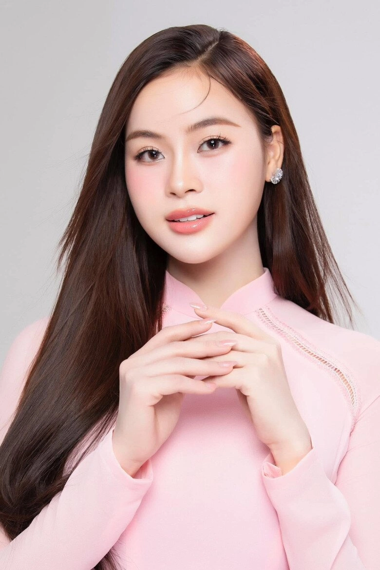Rời công ty chủ quản á hậu nghệ an bị loại thẳng tay tại sơ khảo hoa hậu việt nam - 1