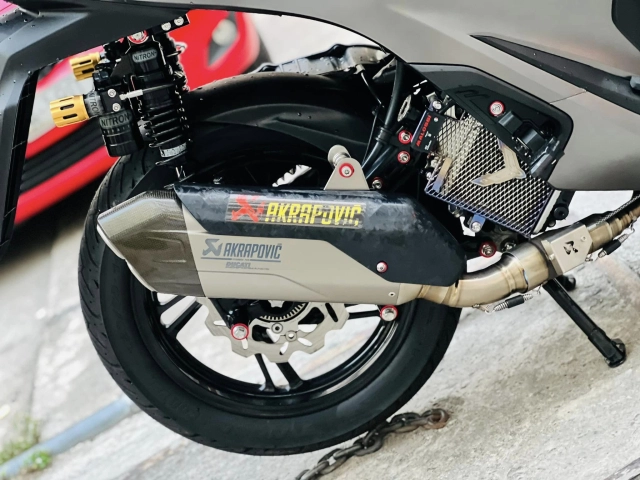 Sh độ khẩu pháo kịch độc của chiếc xe adventure đình đám nhà ducati - 7