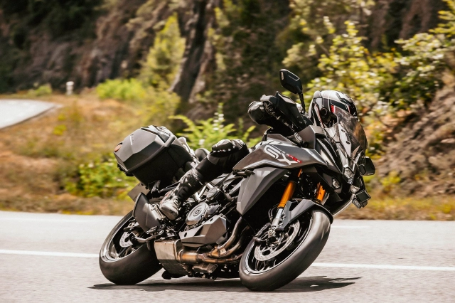 Suzuki gsx-s1000gx 2025 được hãng làm mới về cả màu sắc lẫn giá bán - 4