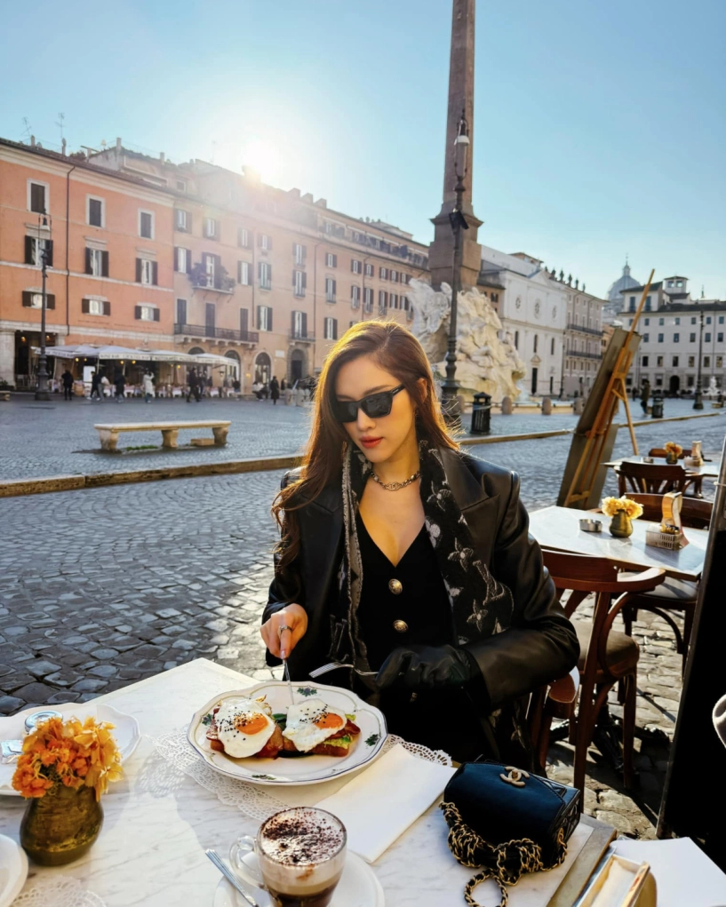 Thanh thanh huyền diện một chiếc áo đi khắp italy sau sự cố mất vali - 3
