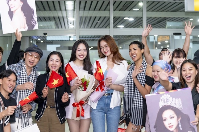 Thanh thủy nhận giải nhân vật có tầm ảnh hưởng nhân đạo châu á - 4
