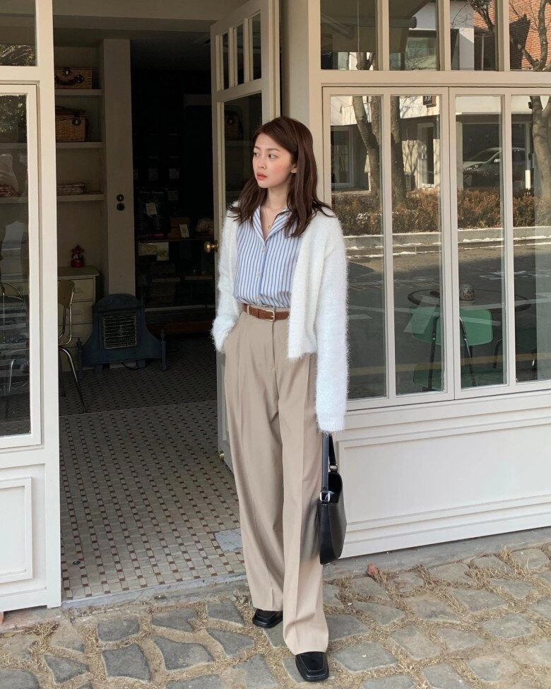Thời tiết giao mùa bất ổn 5 món đồ công sở giúp chị em mặc đẹp ứng biến mọi lúc mọi nơi - 8