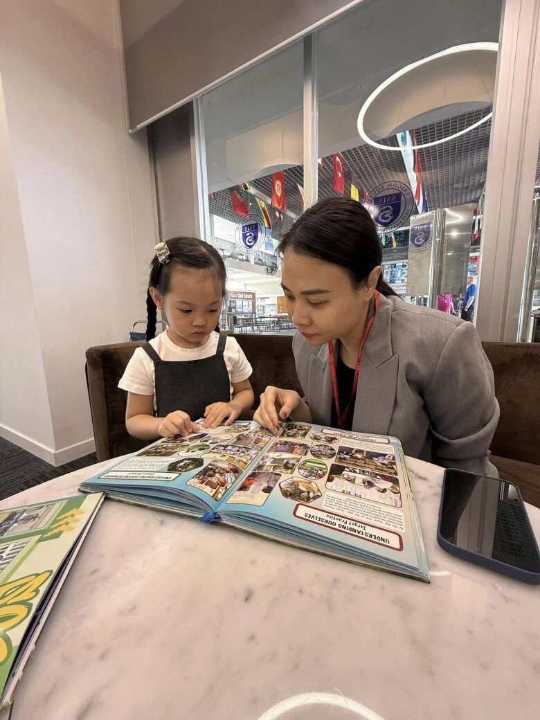 Thời trang đưa con đi học của sao việt người đơn giản năng động người điệu đà vẫn không ngầu bằng phú bà này - 3