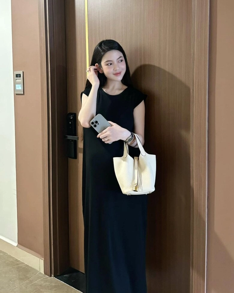 Thường xuyên khoe độ giàu có trên mxh nhưng chu thanh huyền bị phát hiện xài đi xài lại đúng 1 chiếc túi hiệu - 6