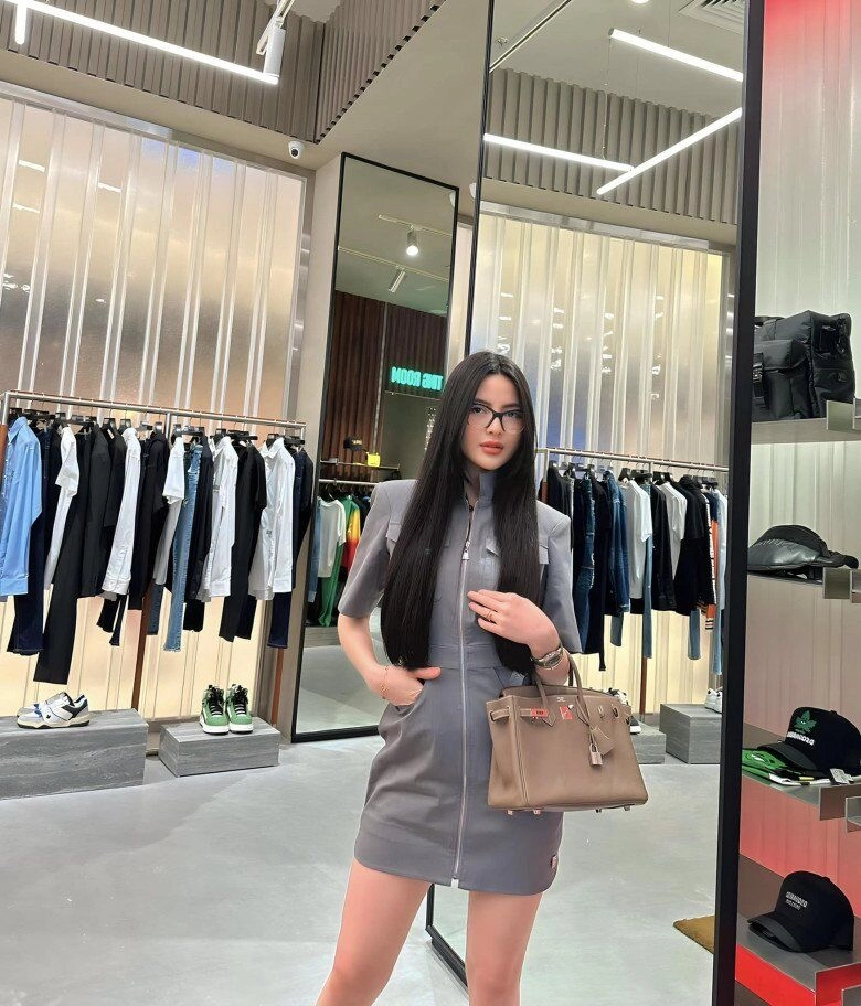 Thường xuyên khoe độ giàu có trên mxh nhưng chu thanh huyền bị phát hiện xài đi xài lại đúng 1 chiếc túi hiệu - 7
