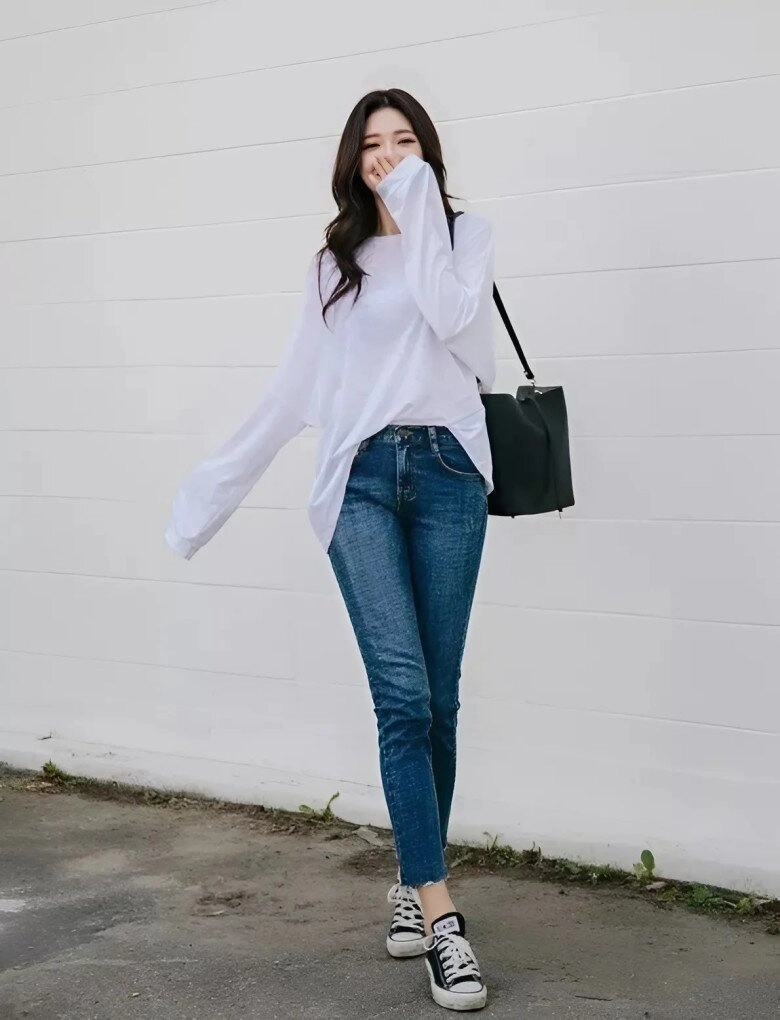 Tôi nên chọn màu quần jeans nào để trông sang và tôn dáng nhất các tín đồ thời trang đều ưa màu kinh điển này - 3
