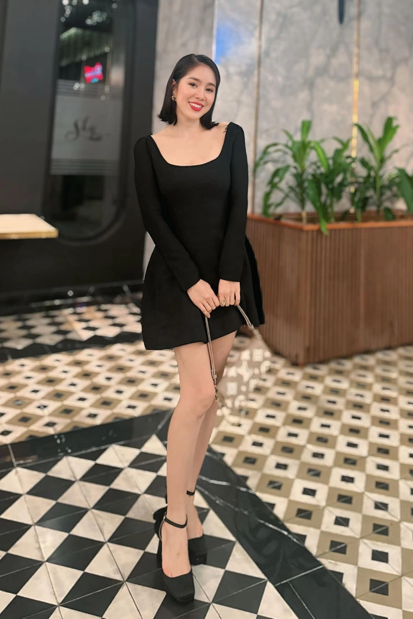 Trang phục khoe dáng của lê phương sau giảm 30 kg - 2