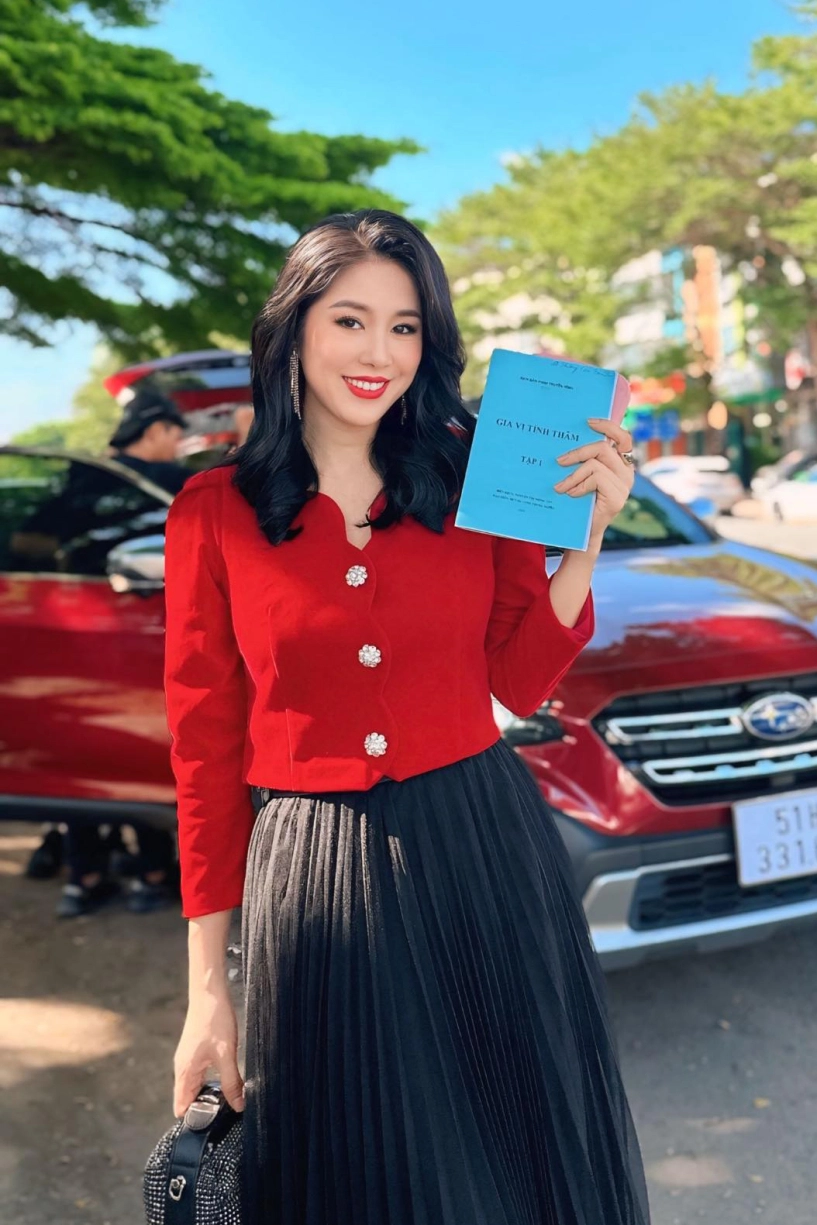 Trang phục khoe dáng của lê phương sau giảm 30 kg - 7
