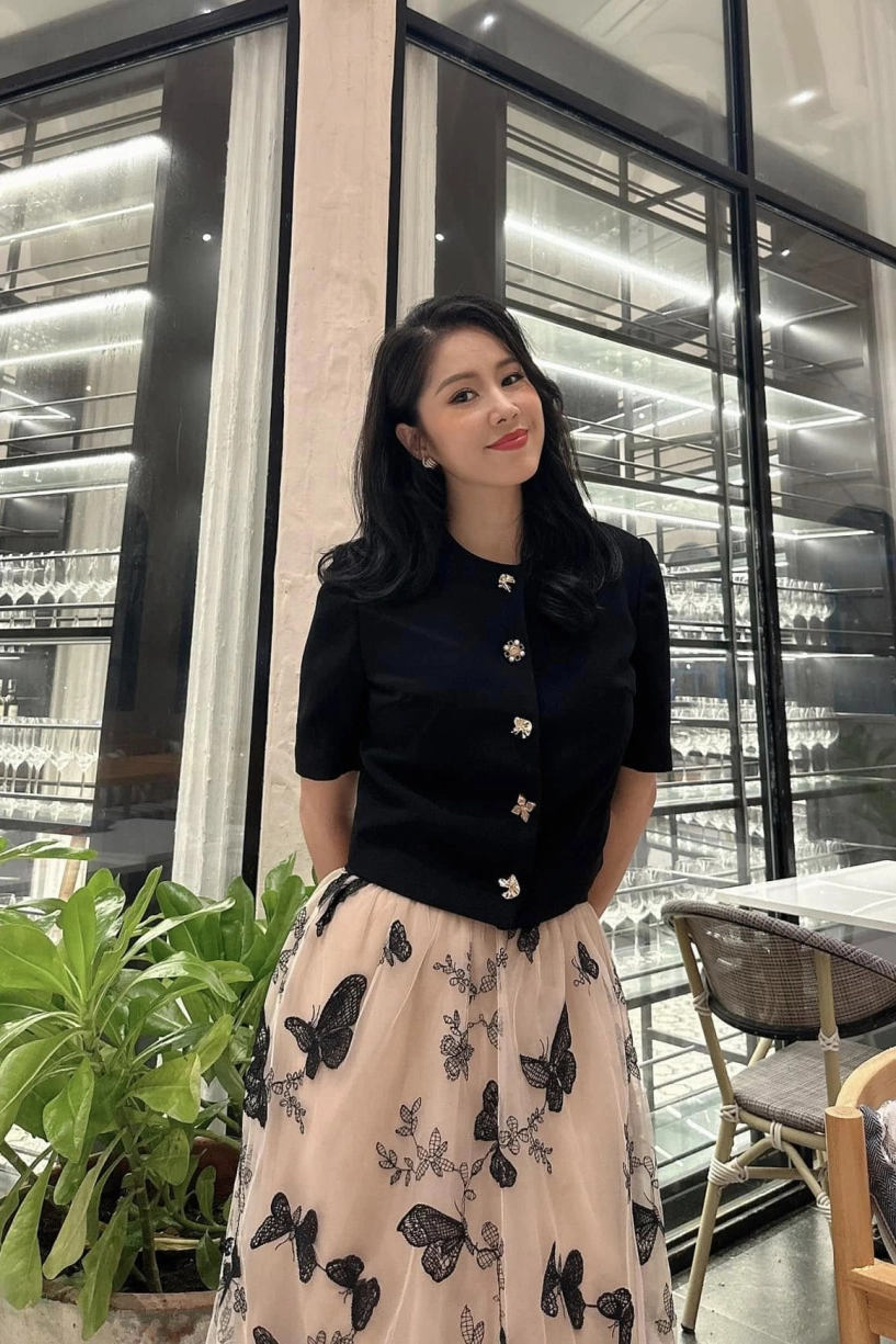 Trang phục khoe dáng của lê phương sau giảm 30 kg - 8