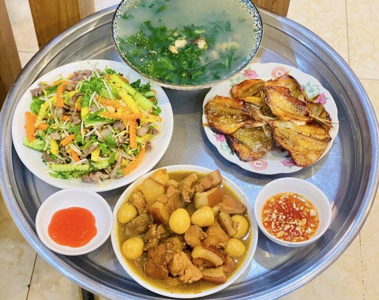 14 mâm cơm gần gũi dễ nấu mà cực ngon thực đơn đổi liên tục của 9x thành vinh - 2