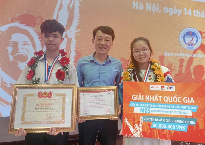 17 năm đưa con trai tự kỷ thành học sinh giỏi quốc gia - 1
