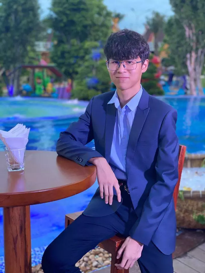 2 lần ly hôn huy khánh cố giữ liên lạc với con gái ở phần lan và con trai giàu có học trường danh giá ở canada - 9