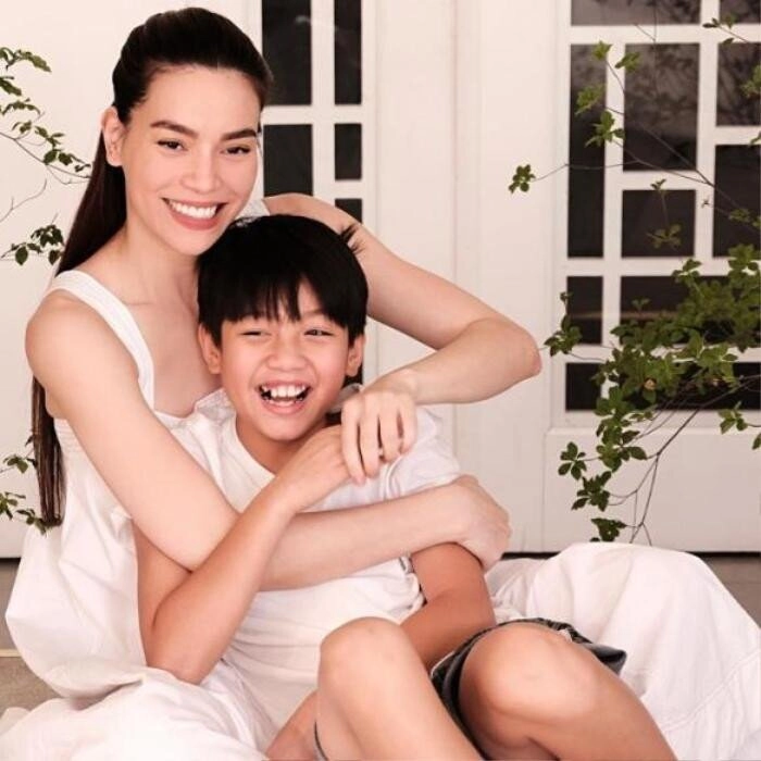 2 tiểu thiếu gia nhà lệ quyên-hà hồ sống giàu sang nổi tiếng từ trong trứng bố mẹ ly hôn vẫn yêu thương con - 3