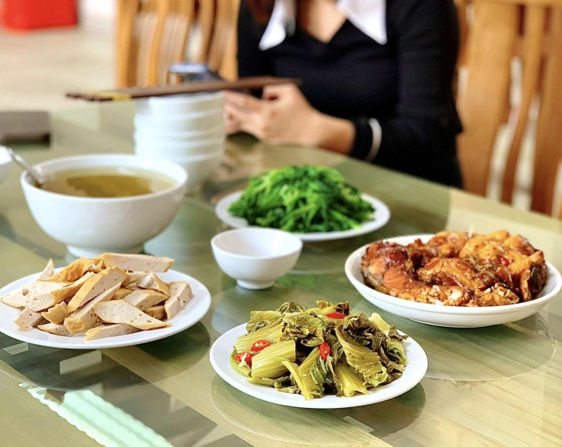 7x chia sẻ loạt bữa ăn nấu cho đồng nghiệp ở cơ quan mâm nào cũng ngon miệng đầy ắp như cơm nhà - 6