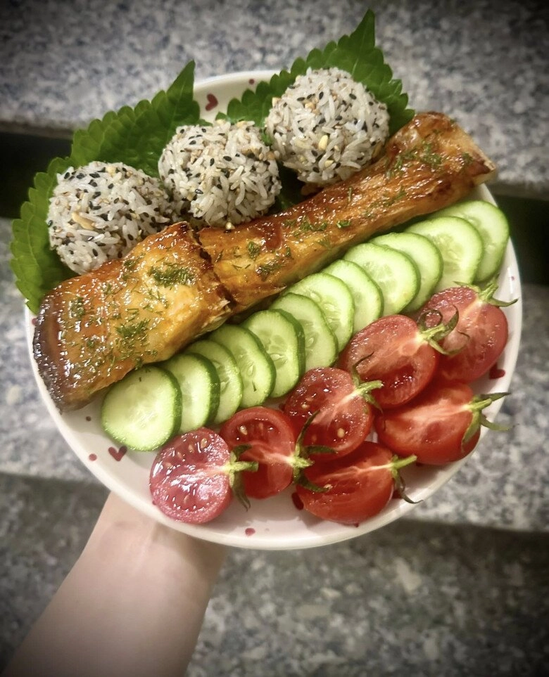 8x chia sẻ loạt cơm đĩa cực ngon nhưng bạn bè thắc mắc ăn thế sao đủ no sự thật hoàn toàn trái ngược - 3
