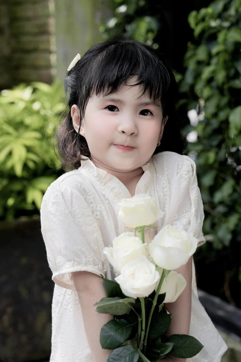 Á khôi sinh viên 23 tuổi làm single mom bị bạn trai cũ bùng trợ cấp 5 triệutháng nhìn con đi học ngồi một góc mà thương - 5