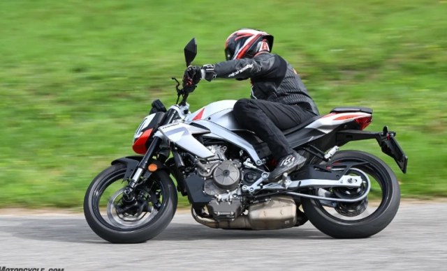 Aprilia tuono 457 2026 có thực sự là mảnh ghép hoàn hảo cho người mới vào cuộc chơi naked bike - 6