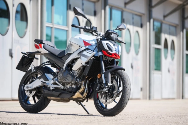 Aprilia tuono 457 2026 có thực sự là mảnh ghép hoàn hảo cho người mới vào cuộc chơi naked bike - 10
