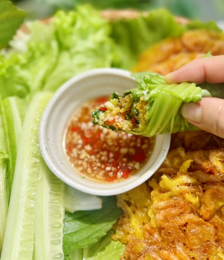 Bánh tép khoai lang thơm nức giòn rụm cuốn cuốn chấm chấm ăn ngon mê - 8
