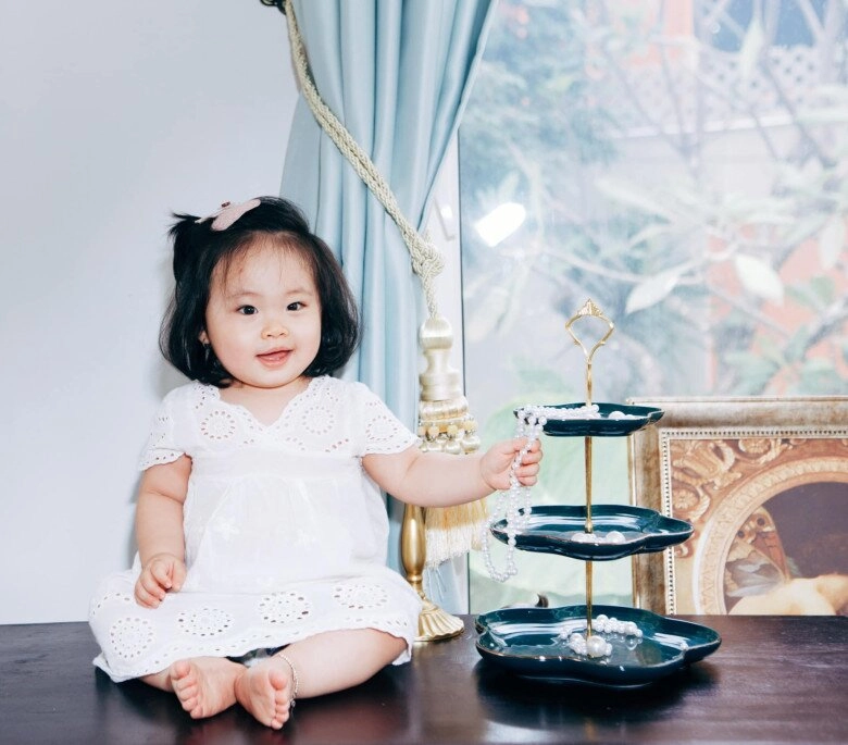 Bé gái 1 tuổi chốt đơn vòng 3 tỷ học trường quốc tế 100 triệunăm tên tiếng việt rất đặc biệt - 5