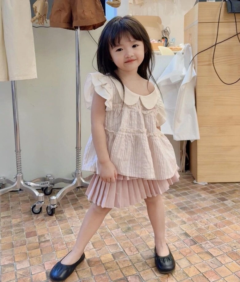 Bé gái việt gây sốt với loạt ảnh xinh xắn trên bãi biển vũng tàu thân thế hoá ra là cháu gái gia tộc giàu có - 5