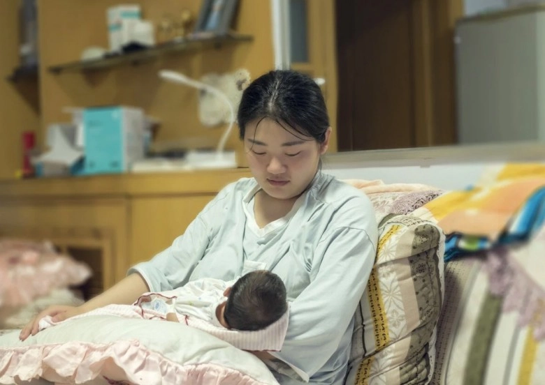 Bị mẹ chồng chê lười tiêu hoangvì cháu 3 thángđóng bỉm 2424 giữa thời tiết nắng nóng tôi dọn ra ở riêng - 1