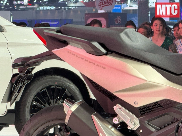 Biker thái lan hào hứng trước sự ra mắt của forza 750 2025 hoàn toàn mới - 7