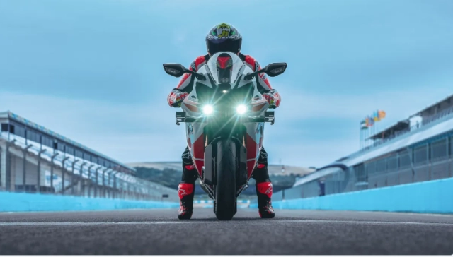 Bimota kb998 rimini sẽ chính thức được bán ra từ ngày 94 - 1