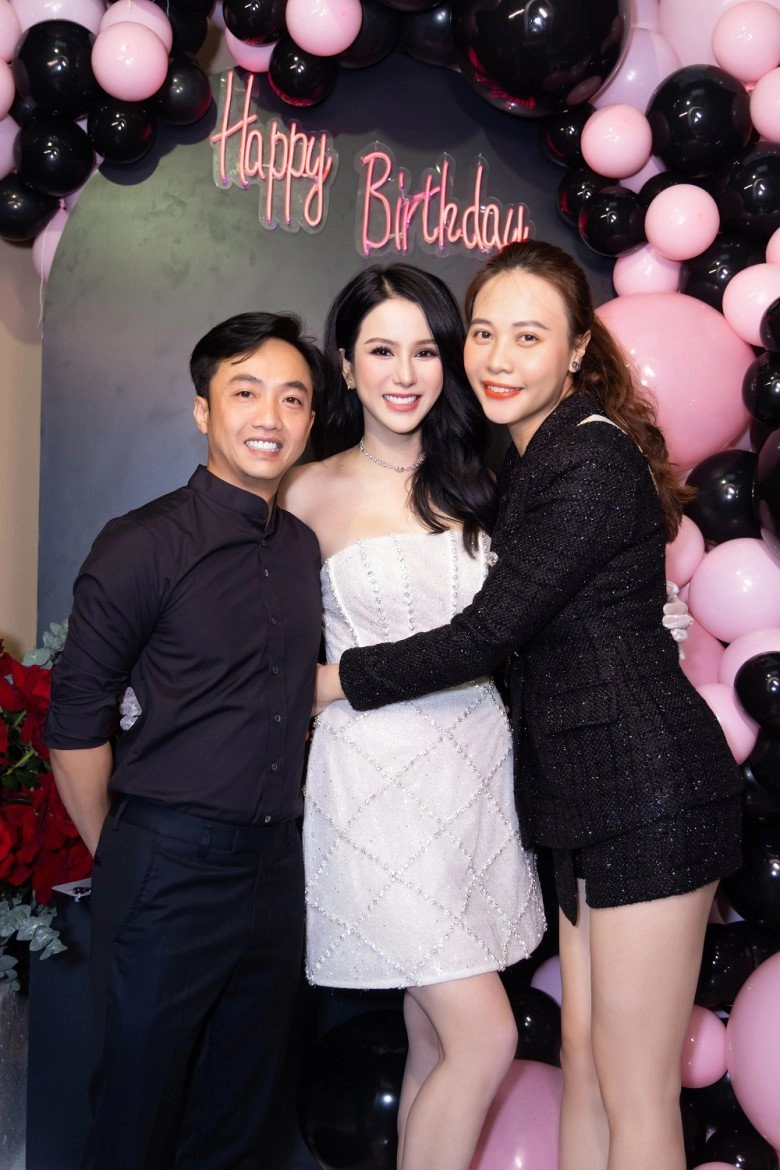 Bố doanh nhân mẹ người mẫucon trai cường đôla đàm thu trang được dự đoán tương lai ke đầu giốngdiệp lâm anh - 7