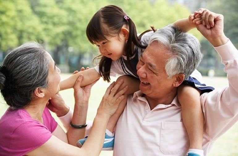 Bố mẹ chồng nghỉ hưu mỗi tháng tôi chu cấp ông bà 10 triệu nhưng bị trả lại với lý do không ngờ - 1