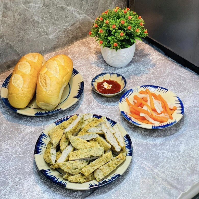 Bữa sáng đổi vị với bánh mì chả cá vừa đơn giản lại ngon ai ăn cũng khen tấm tắc - 8