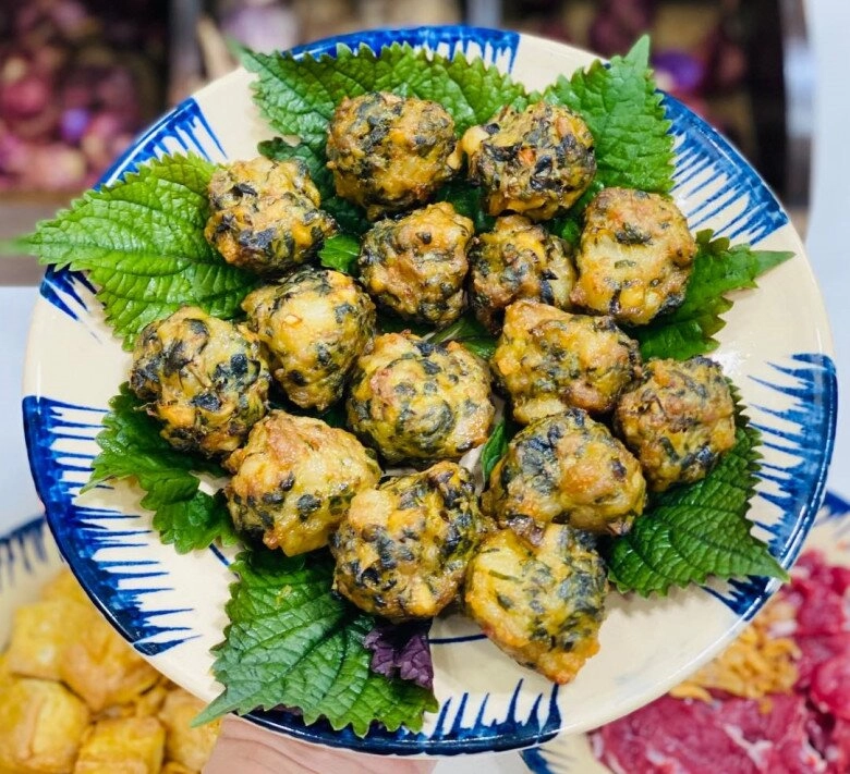 Bún riêu tôm chả ốc thơm ngon nóng hổi giòn giòn cho bữa sáng cuối tuần - 7