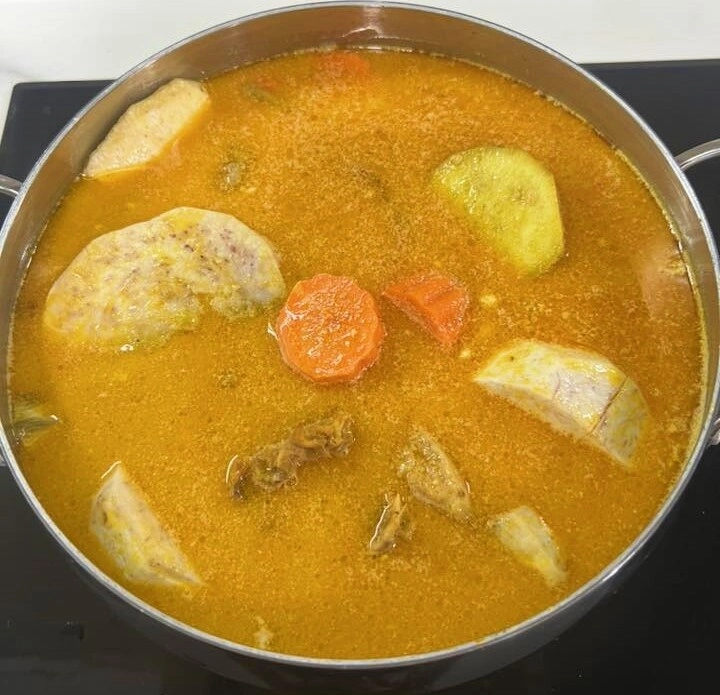 Cà ri gà bánh mì cho sáng cuối tuần ai ăn rồi cũng chỉ ước còn thêm chút nữa - 6