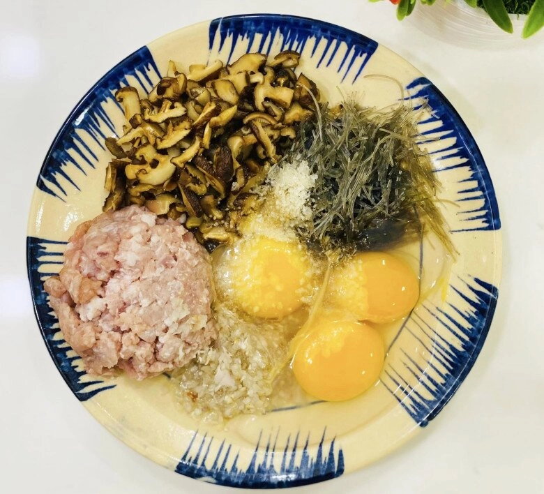 Cách làm cơm tấm sườn nướng thơm phức ăn sạch đĩa của mẹ đảm sài gòn - 4