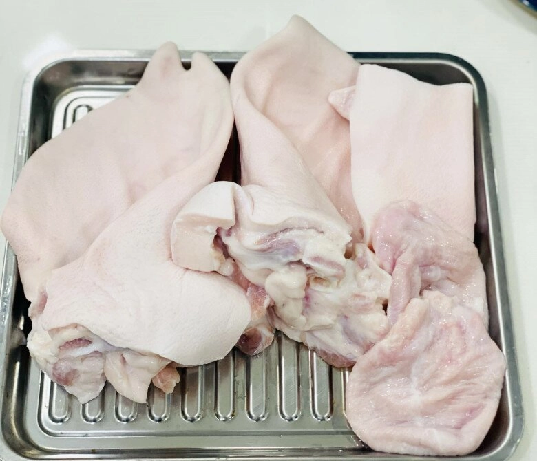 Cách làm pate lạnh miền tây cực hot giòn ngon độc đáo nhiều chị em thi nhau tìm công thức - 2