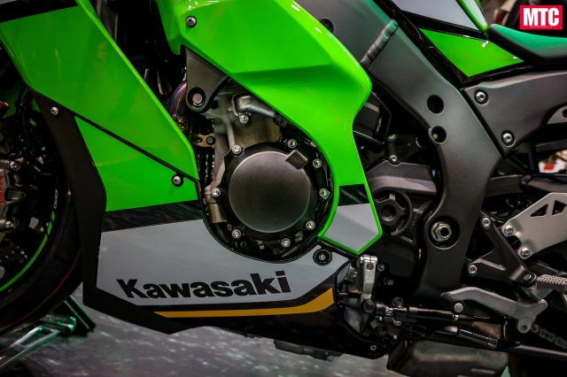 Cận cảnh kawasaki zx-10r 2025 vừa ra mắt - bình cũ rượu mới tại bims 2025 - 20