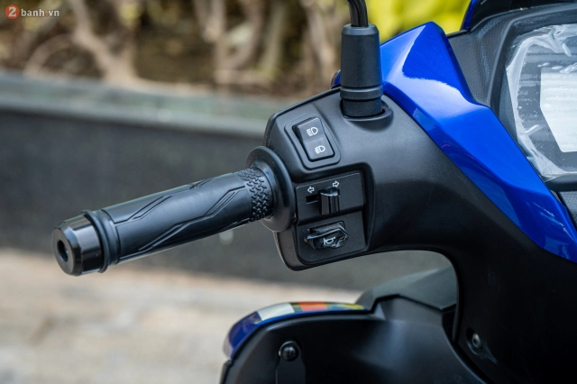 Cận cảnh yamaha y135lc fi 5mro malaysia edition vừa về nước ta với số lượng chỉ 2 chiếc - 23