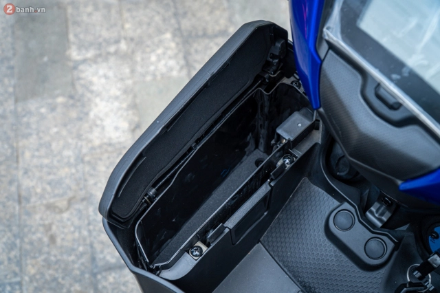 Cận cảnh yamaha y135lc fi 5mro malaysia edition vừa về nước ta với số lượng chỉ 2 chiếc - 25