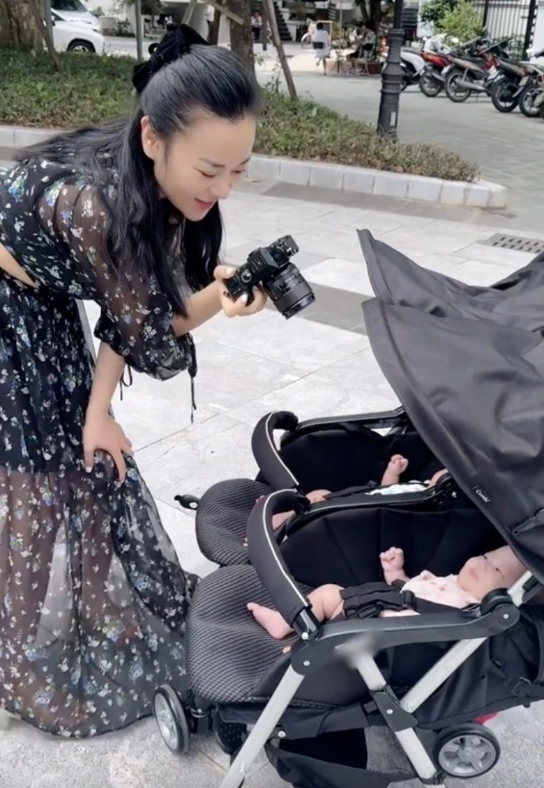 Phương oanh khoe một ngày chăm con shark bình ở khu nhà giàu đúng chuẩn phu nhân đại gia bị soi điểm lạ ở bàn tay - 4