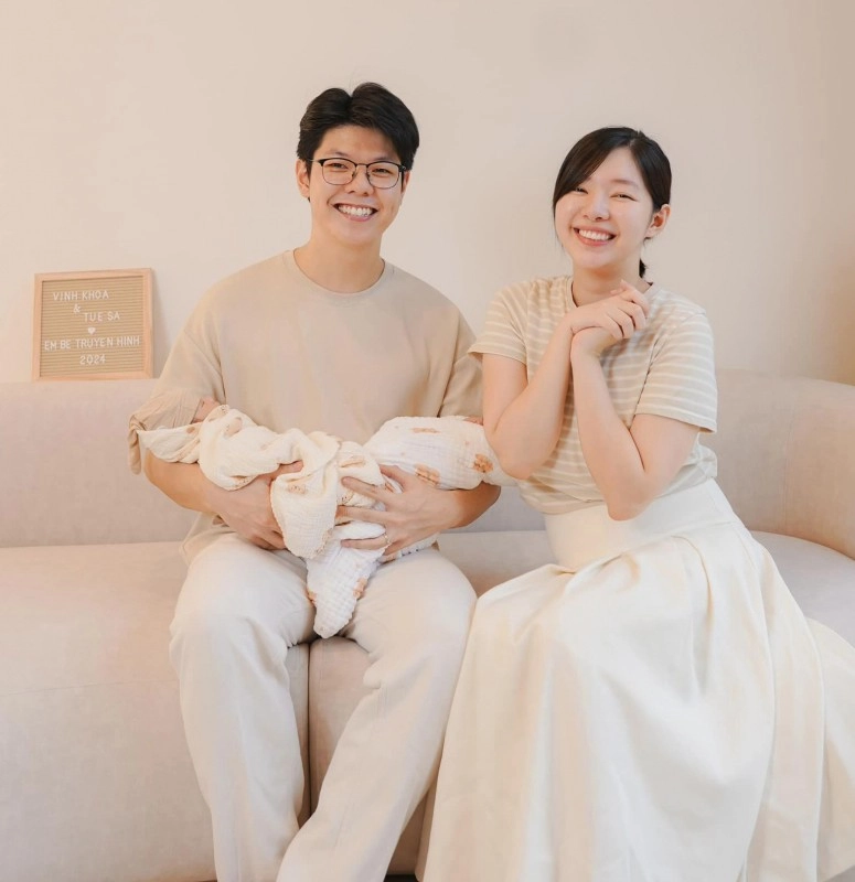 Cặp đôi mc truyền hình vtv đình đám đón con đầu lòng tên cặp song sinh được công bố ai cũng khen hay - 2