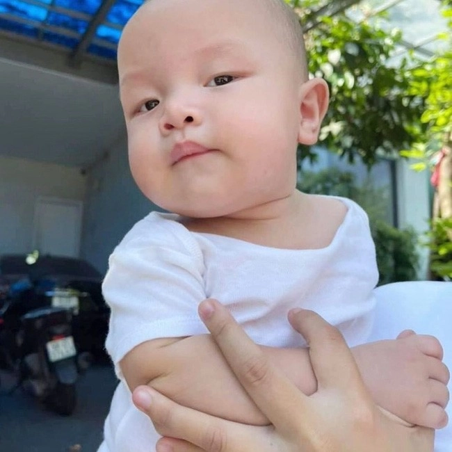 Cặp sinh đôi nhà phương oanh shark bình hóa ra là cây hài dự nhập hội cùng cặp sinh đôi nhà hà hồ kim lý - 22