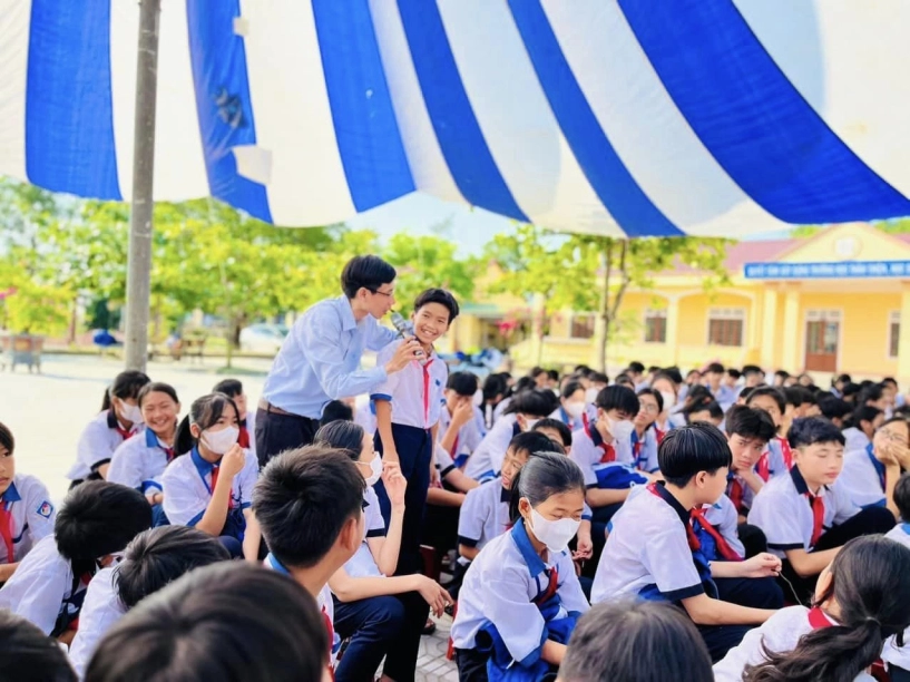 Câu hỏi của nữ sinh lớp 7 về xâm hại tình dục khiến chuyên gia đứng hình - 2