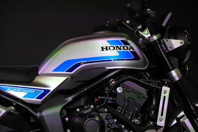 Cb1000f concept 2025 lộ diện đánh dấu sự trở lại của huyền thoại với diện mạo hiện đại hơn - 5