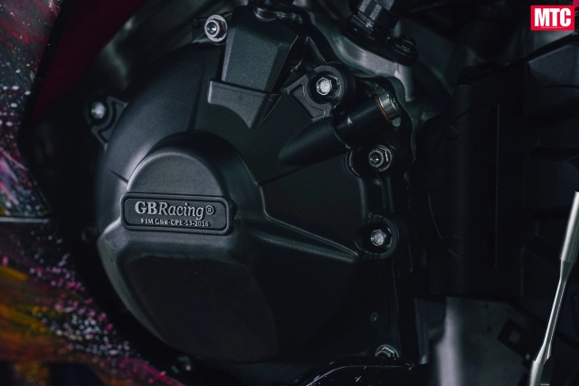 Cbr1000rr-r độ dàn áo kì dị nhất mà tôi từng thấy - 20