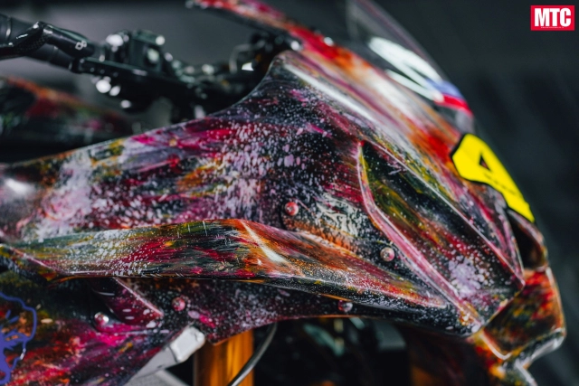 Cbr1000rr-r độ dàn áo kì dị nhất mà tôi từng thấy - 27