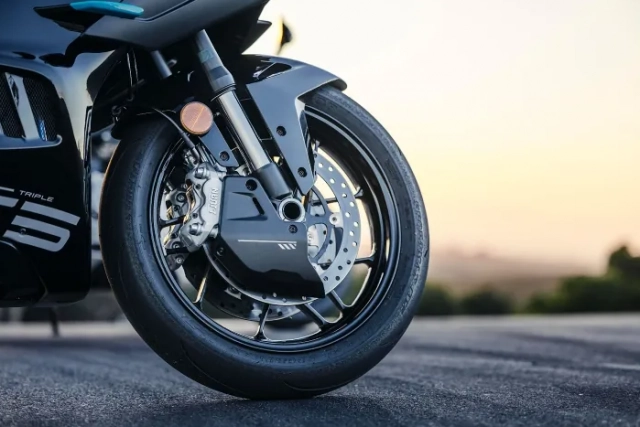 Cfmoto 675ss 2025 ra mắt với giá chưa tới 200 triệu đồng làm tim tôi thổn thức - 6