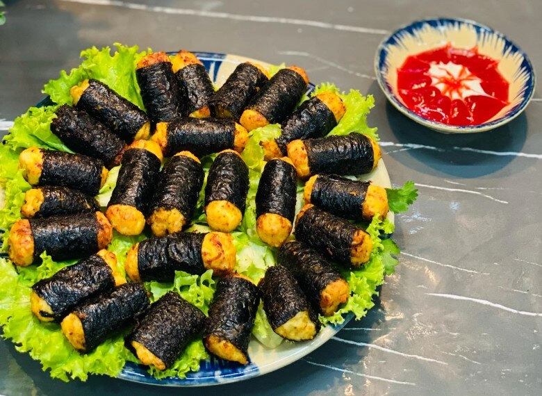 Chả ức gà trứng muối cuộn rong biển lạ miệng nhưng cực ngon để ăn cơm hay nhâm nhi đều thích hợp - 12