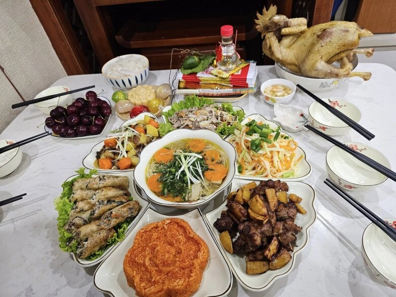 Chị em chia sẻ mâm cỗ cúng rằm tháng giêng đẹp lung linh ngập tràn mạng xã hội - 9