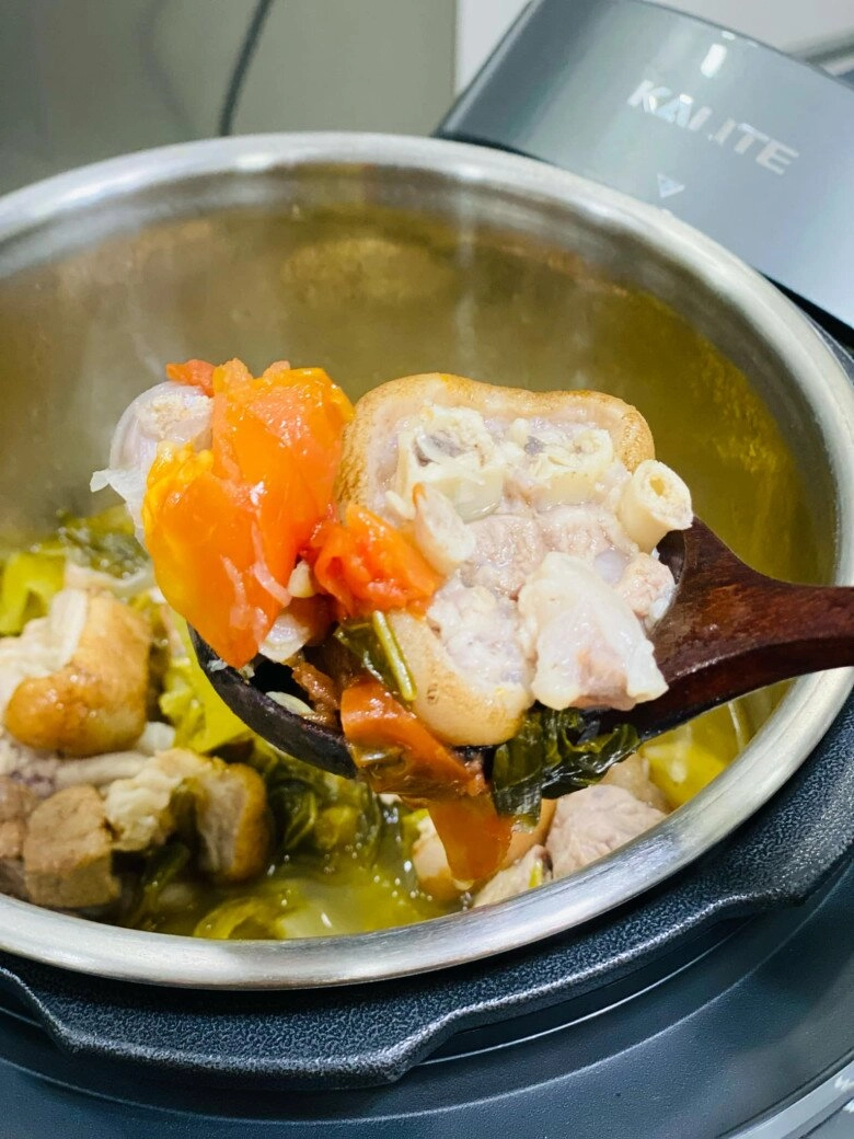 Chỉ một thay đổi nhỏ bún chân giò trở thành món ăn mới lạ ai cũng muốn thử - 8