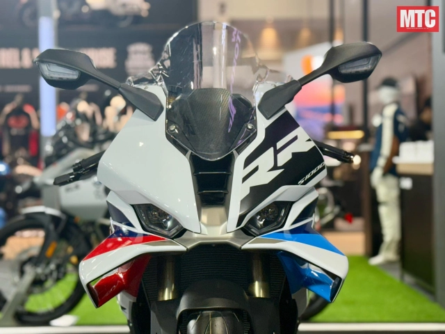 Chi tiết cá voi sát thủ s1000rr 2025 lần đầu ra mắt thị trường thái lan - 1